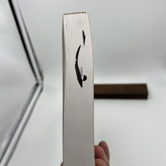 IN THE SHADOW OF THE DINOSAURS: EARLY MESOZOIC TETRAPODS By Nicholas C. Fraser - Picture 10 of 12